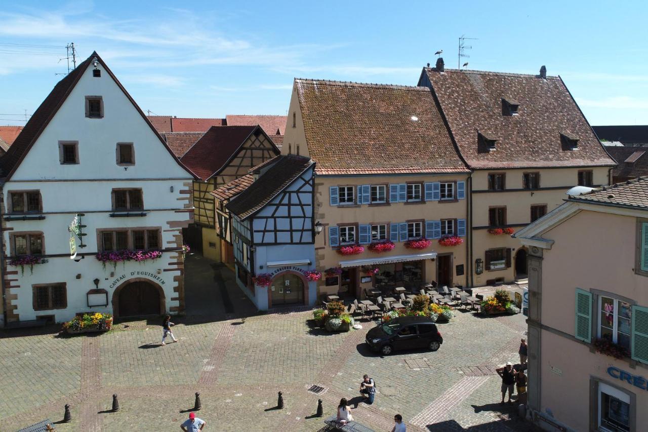 Gites Au Chateau Fleuri Eguisheim Ruang foto