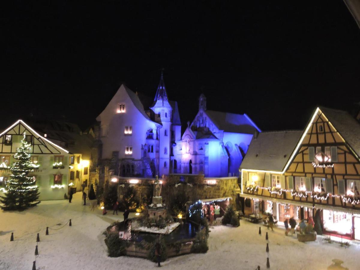 Gites Au Chateau Fleuri Eguisheim Ruang foto